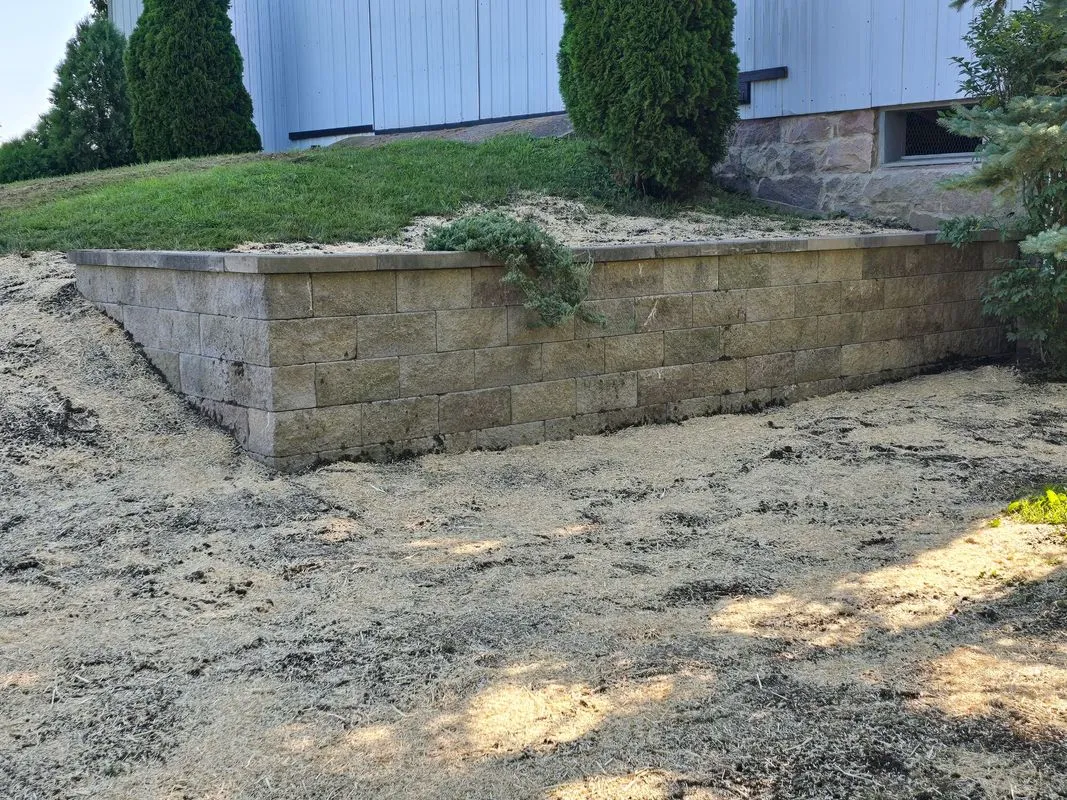 Hardscape installation project with pavers, patios and retaining walls by KBK Landscaping (photo 4)