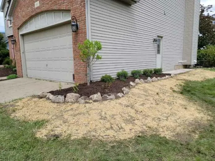 Commercial lawn care and landscaping project by KBK Landscaping (photo 15)