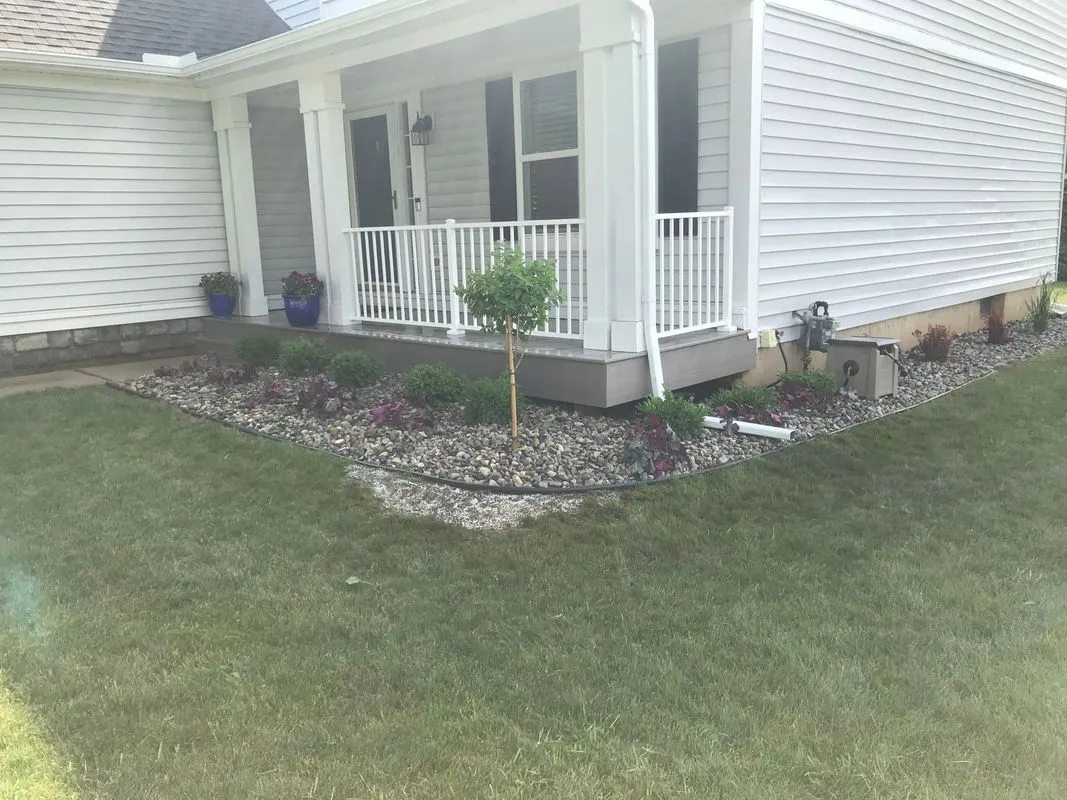 Commercial lawn care and landscaping project by KBK Landscaping (photo 29)