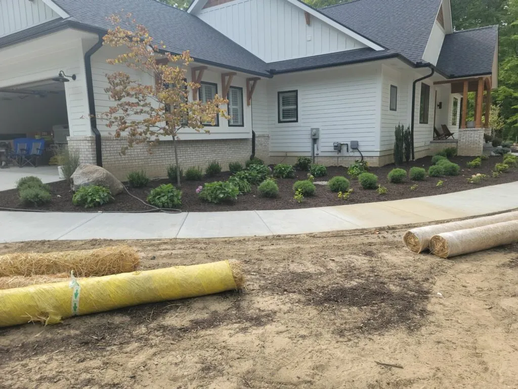 Commercial lawn care and landscaping project by KBK Landscaping (photo 4)